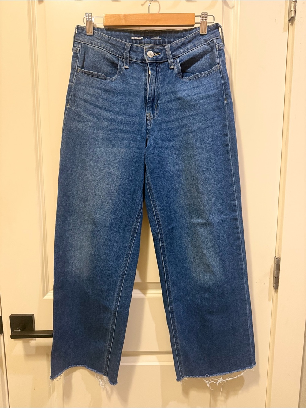 Old Navy Women's Cropped High-Rise Wide-Leg Jeans in Medium Blue